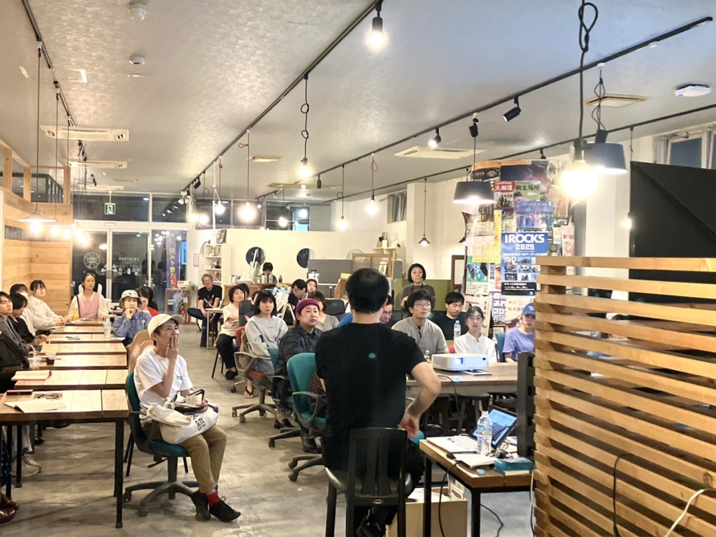 第1回ZINEワークショップ開催! 第1回ZINEワークショップ開催!